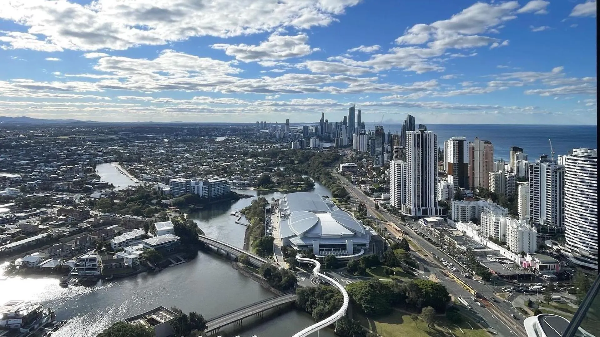 Broadbeach Island 2 Bedroom Casino Apartment - Coasthm Gold Coast Australie